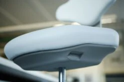 Laborstuhl Labster Mit Fußring, Rot -Laborbedarf Geschäft HHA4 02 1000Wx1000H